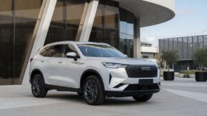 GWM Haval H6 One 2027 em destaque, SUV de entrada da marca chinesa em ambiente urbano moderno