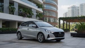 Hyundai i20 hatchback in modern urban Brazilian setting - editorial automotive photography