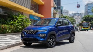 Novo Renault Kwid 2027 com design atualizado em cenário urbano brasileiro